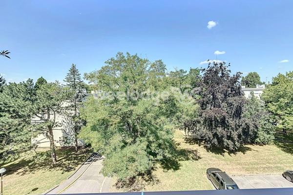 Appartement à vendre 5 pièces de 81 m² à Saint-Michel-sur-Orge