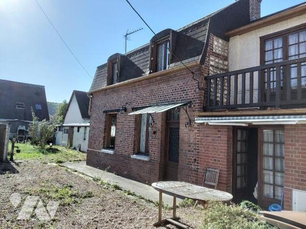 maison avec cour, 2 chambres