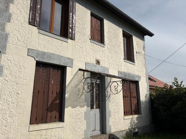 Maison  86 pièce(s) 87 m2 Centre ville de beuzeville A 10 MN de honfleur