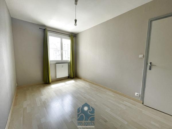 Appartement 3 pièces avec cave et stationnement