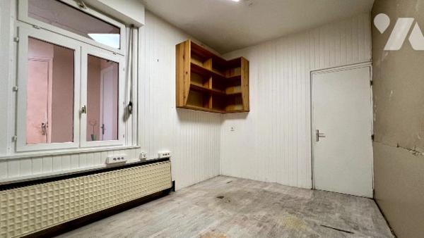 Immeuble Commercial avec jardin