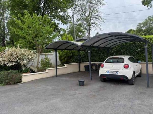 Maison Terrasson Lavilledieu 6 pièce(s) 137 m2