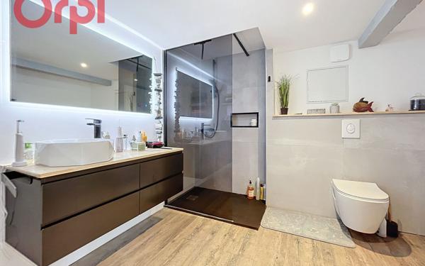 Appartement à vendre    4 pièces • 171 m2 Vichy