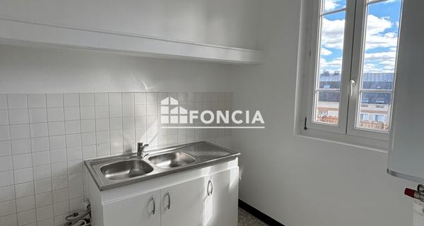 Location Appartement 3 pièces 50.75 m² - La Garenne-colombes 92250