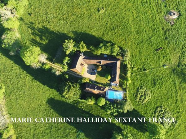 SUPERBE ENCLOS PERIGOURDIN RENOVE AVEC GOUT