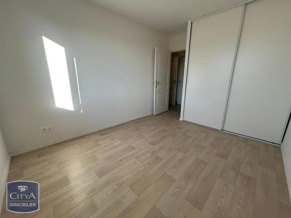 Appartement à louer 3 pièces 64.45m² Rambouillet (78120)