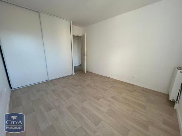 Appartement à louer 3 pièces 64.45m² Rambouillet (78120)