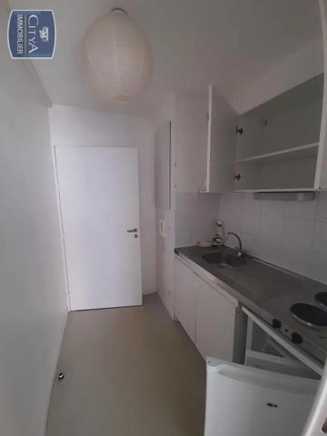 Appartement à louer 1 pièce 21.42m² Pessac (33600)