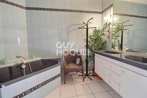 Maison Chaville Vélizy RERC 7 pièces 164 m2 avec piscine