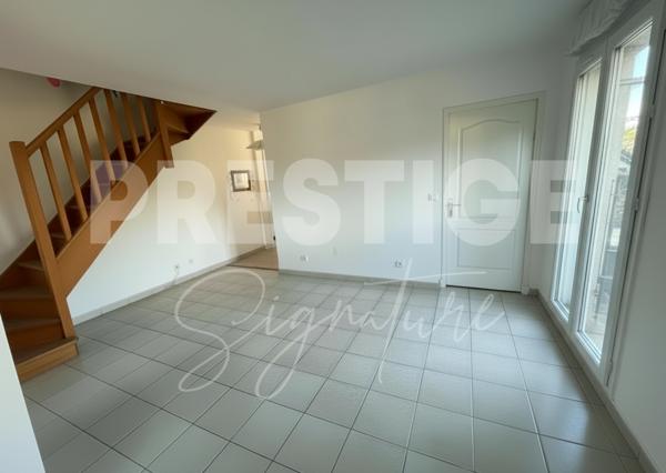 Appartement
                                                                                                                                                                                                                                                                                                                        3 pièce(s)                                                                                                                                                                                                          2 chambre(s)                                                                                                                                                                                                          52  m²