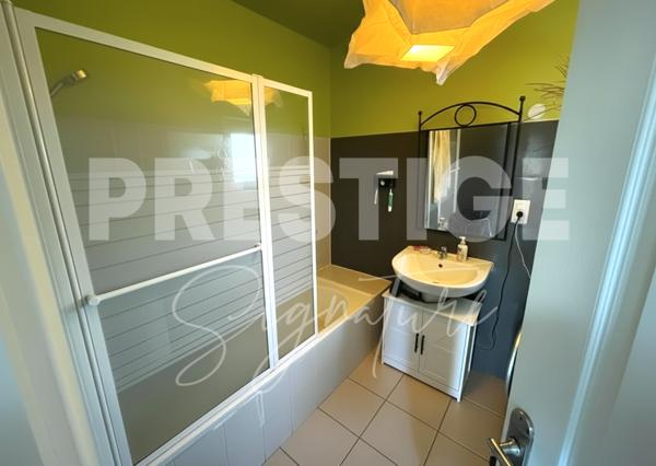 Appartement
                                                                                                                                                                                                                                                                                                                        3 pièce(s)                                                                                                                                                                                                          2 chambre(s)                                                                                                                                                                                                          52  m²