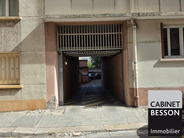 GARAGE - 4 rue Général Jannsen - GRENOBLE