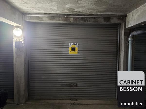 GARAGE - 4 rue Général Jannsen - GRENOBLE