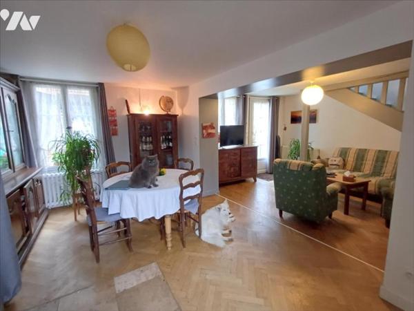 Maison plein centre de Rugles