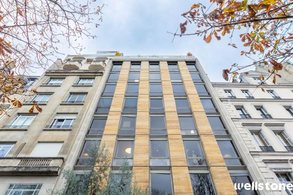 Bureaux à louer à PARIS 75008