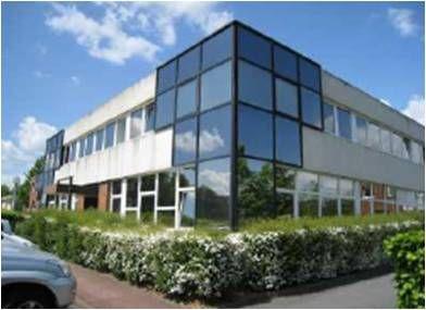 Bureaux à vendre ou à louer à BIEVRES 91570