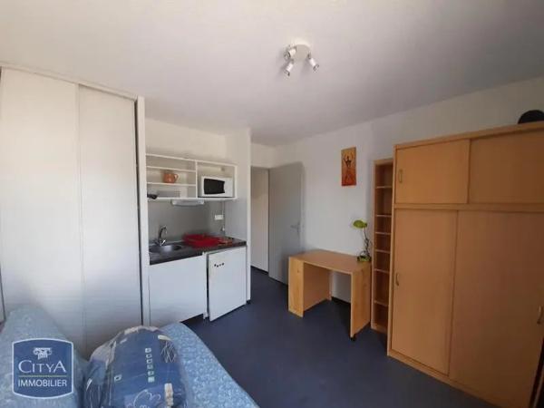 Appartement à louer 1 pièce 15.98m² Tours (37200)