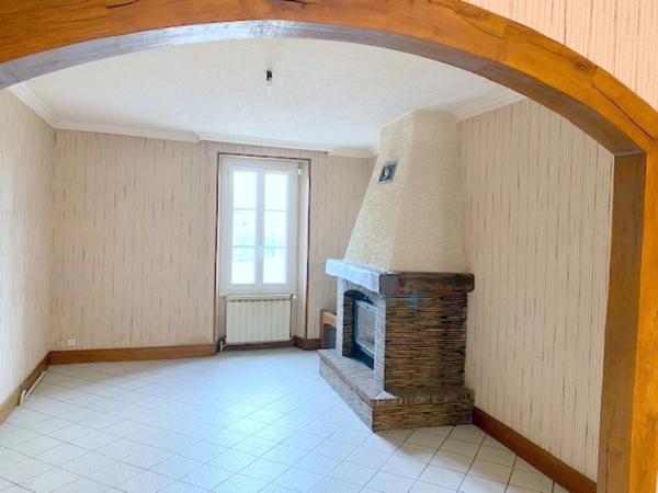 Maison à vendre 8 pièces Proche de VILLENEUVE SUR YONNE8 (89)