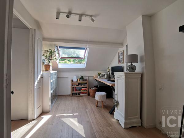 Maison Sautron 7 pièce(s) 145 m2 avec garage jardin et piscine