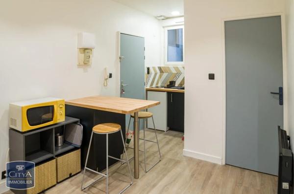 Appartement à louer 1 pièce 15.7m² Dijon (21000)
