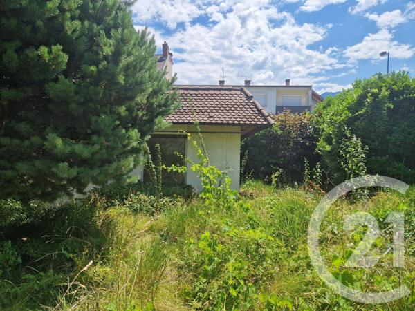 Appartement F2 à vendre  3 pièces - 106,70 m2 LA ROCHETTE - 73