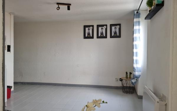 Appartement à louer    1 pièce •  Alès