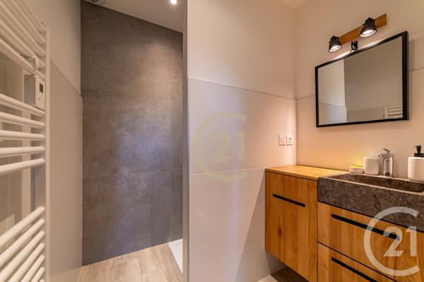 Maison à vendre  10 pièces - 300 m2 UZES - 30