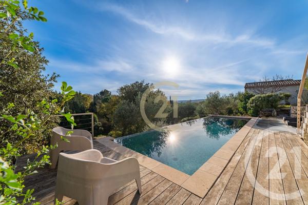 Maison à vendre  10 pièces - 300 m2 UZES - 30