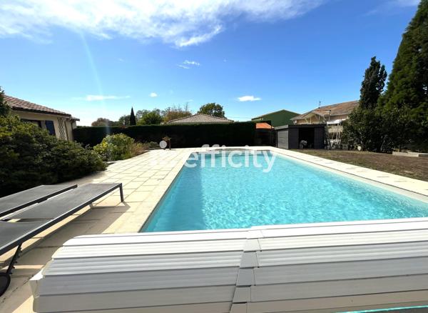 Maison
         6 pièces
        - 158 m² 378 000 € *