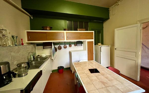 Maison à vendre    4 pièces •  La Rochefoucauld