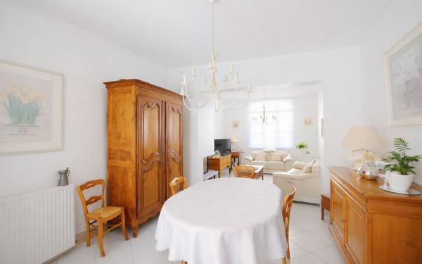 Maison à vendre    6 pièces •  Ham