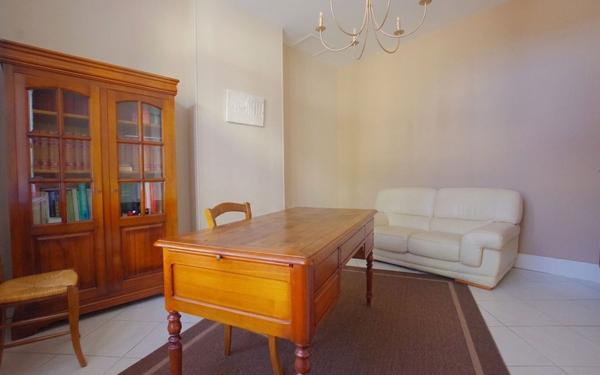 Maison à vendre    6 pièces •  Ham