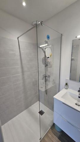 Plain pied, 4 chambres, bourg de Marzan