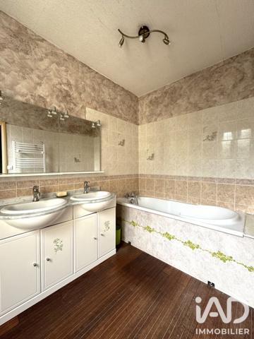 Maison à vendre 7 pièces 207 m² Bolbec