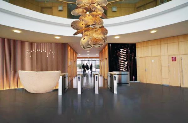 Bureaux rénovés à louer - Gennevilliers - Services - Proximité transports