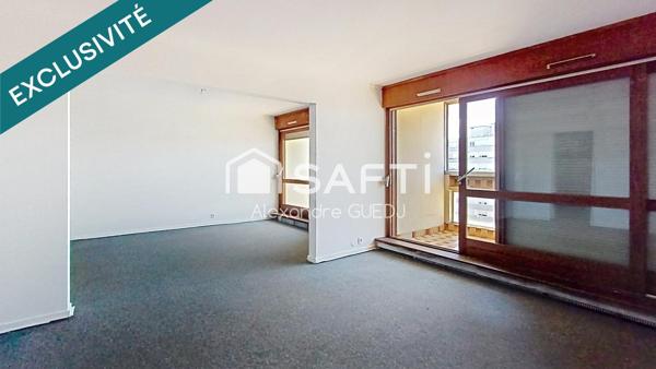 GRAND APPARTEMENT T4 DE 110 M² / PLUSIEURS BALCONS / CAVE / GARAGE EN SUS