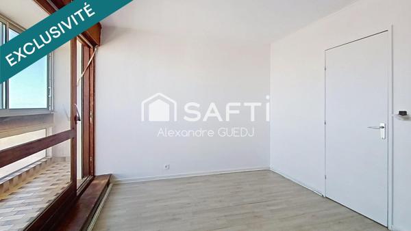 GRAND APPARTEMENT T4 DE 110 M² / PLUSIEURS BALCONS / CAVE / GARAGE EN SUS