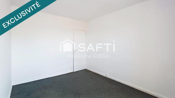 GRAND APPARTEMENT T4 DE 110 M² / PLUSIEURS BALCONS / CAVE / GARAGE EN SUS