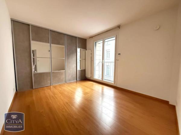 Appartement à louer 3 pièces 100.69m²