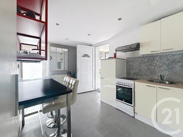 Maison à vendre  5 pièces - 75 m 2   AUDINCOURT  - 25
