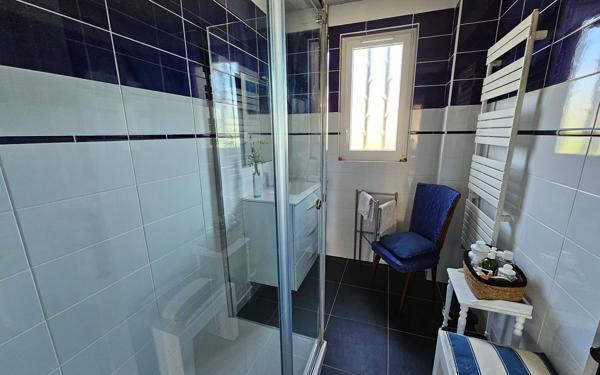 Maison à vendre    6 pièces • 182,20 m2 Trégastel