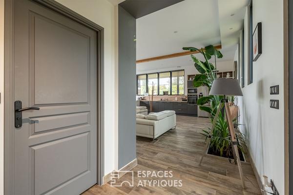 Villa contemporaine aux accents de villégiature