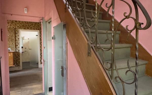 Maison à vendre    4 pièces •  Villeurbanne