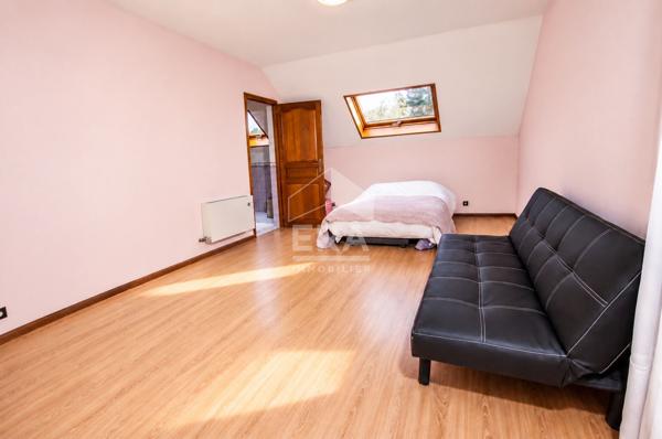 MAISON INDIVIDUELLE 141 m² ? TERRAIN 1 335 m² ? VUE DÉGAGÉE SUR HARAS ? DOUVAINE t'es à