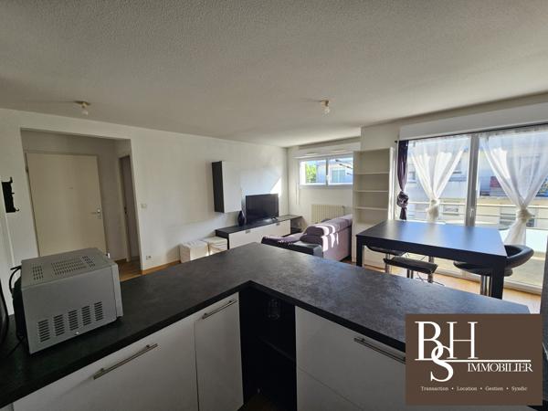 Poitiers EST, appartement de type 2 d'environ 44 m² avec parking et terrasse