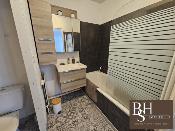 Poitiers EST, appartement de type 2 d'environ 44 m² avec parking et terrasse
