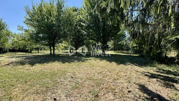 Villa d'exception de plain-pied avec piscine, géothermie et terrain arboré Et si vous viviez comme en vacances toute l'année