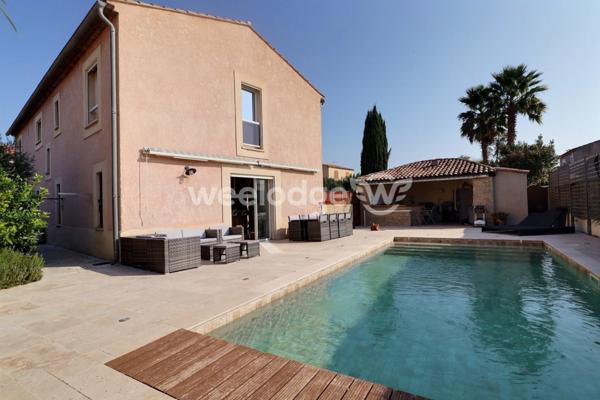 Maison à vendre 5 pièces de 200 m² à Istres