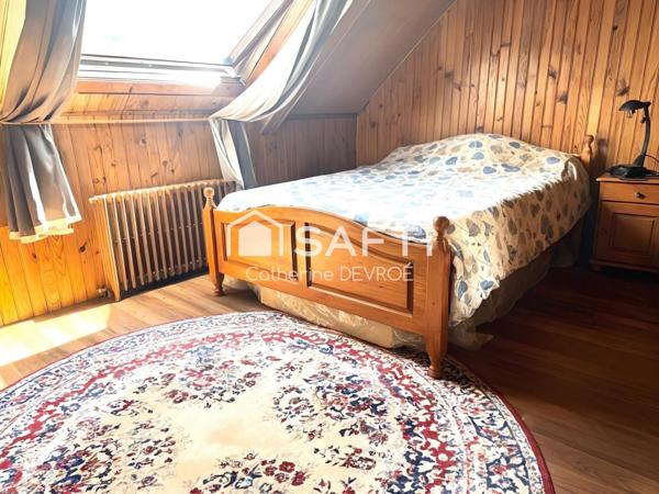 Maison familiale avec jardin, au calme.