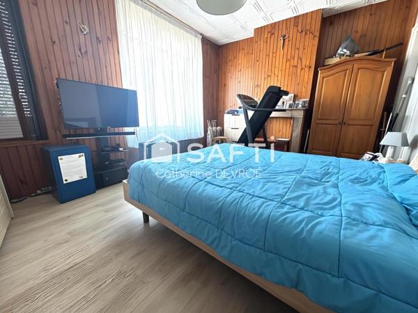 Maison familiale avec jardin, au calme.